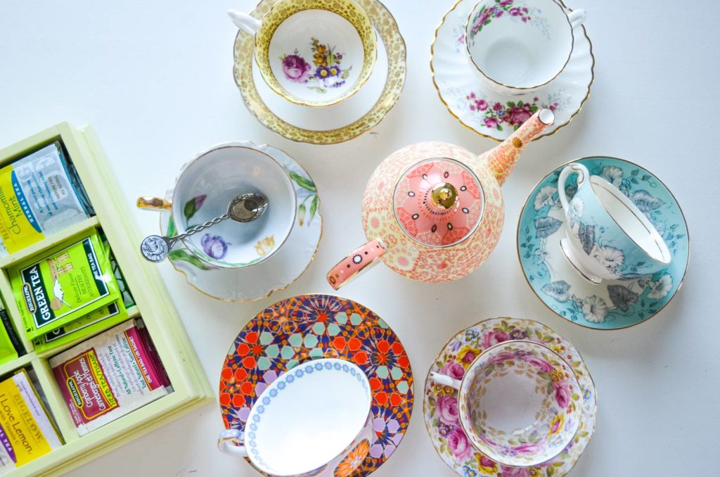 afternoon_tea_party_teacups