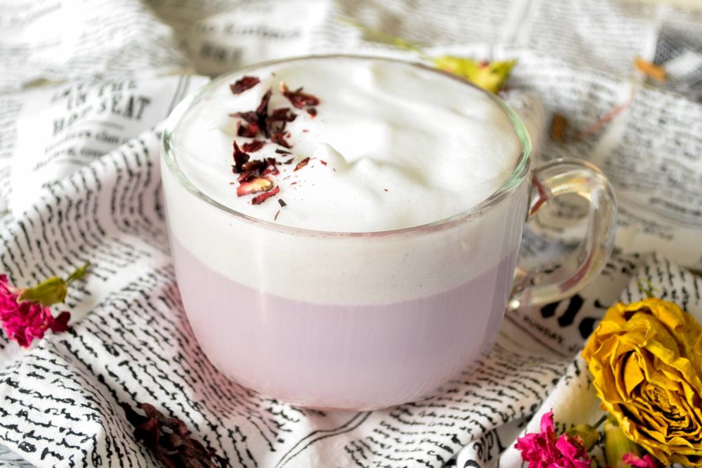 hibiscus-tea-latte