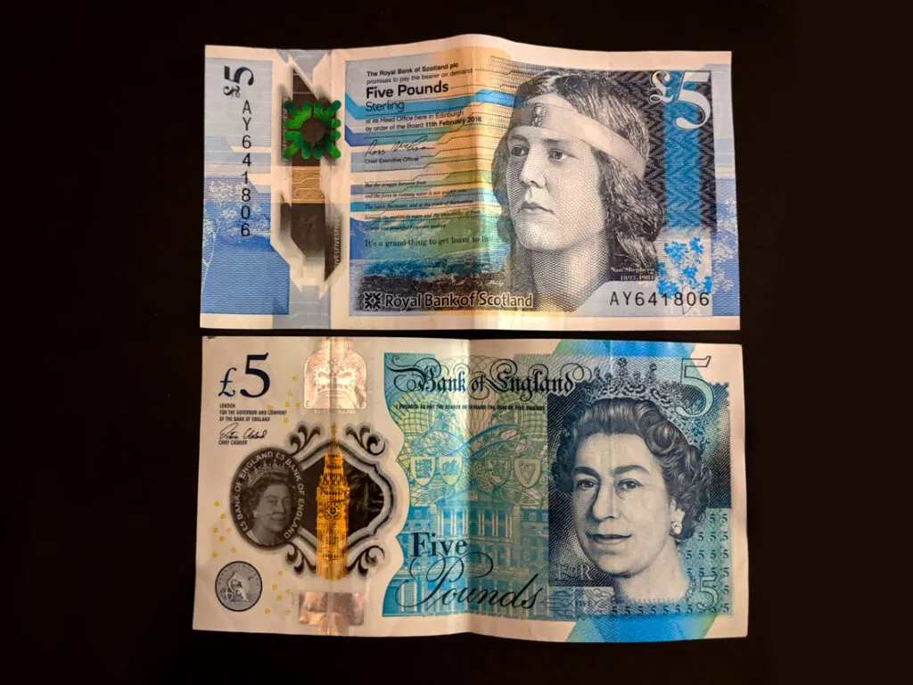 scottish-banknote-vs-british-banknote-edinburgh-fun-facts