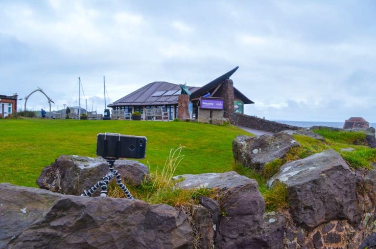 tripod-set-up-travel-photos