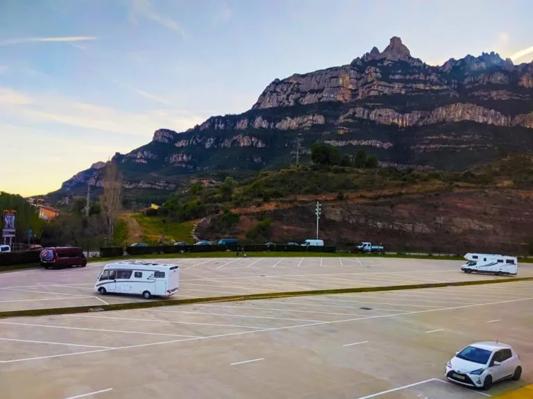 parking-at-the-base-of-montserrat