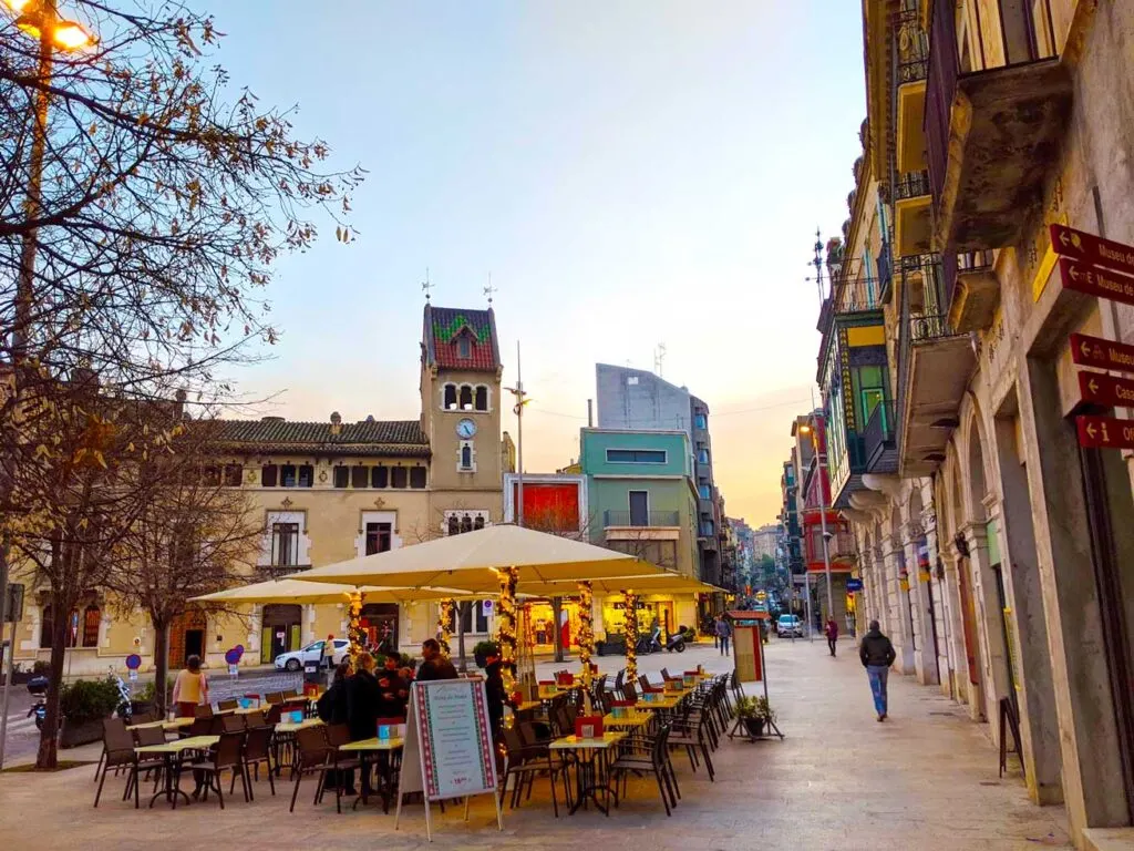 figueres-spain-golden-hour-