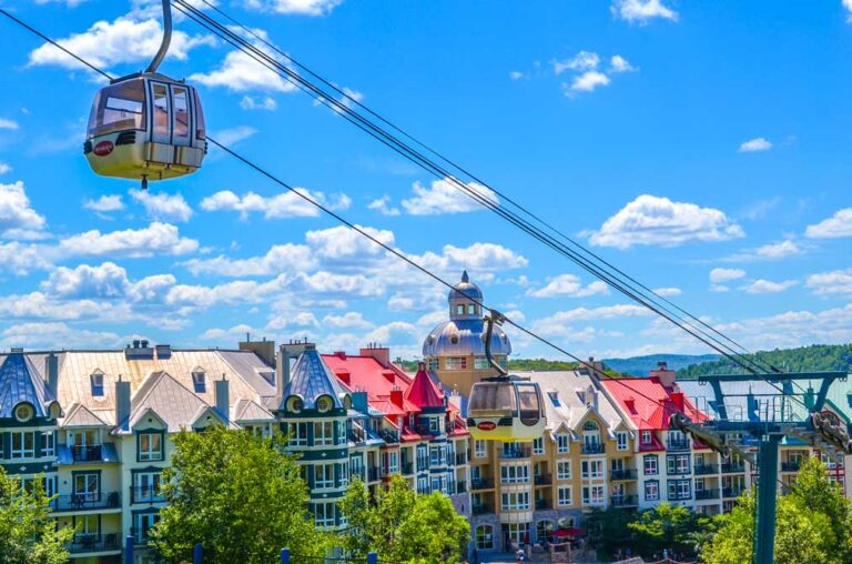 gondola-ride-in-the-summer-in-tremblant-from-montreal