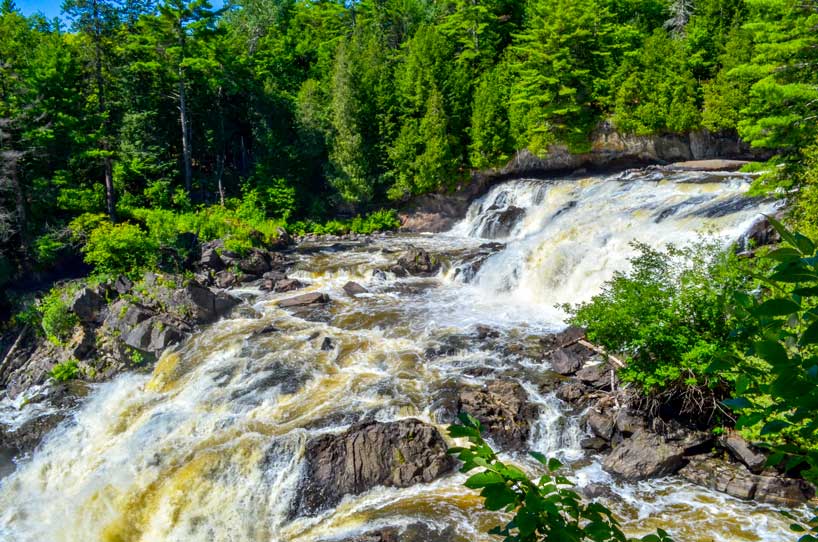 Visiting Les Chutes De La Plaisance in Québec [Day Trip From Montreal ...