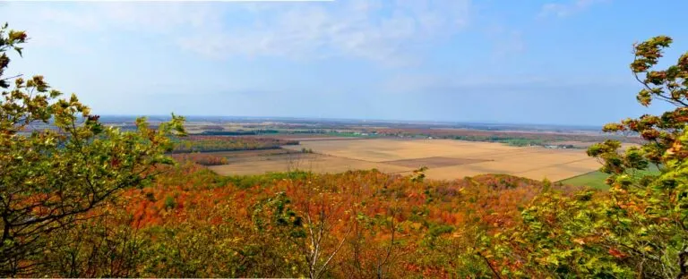 panorama-mont-saint-gregoire-hikes-an-hour-from-montreal