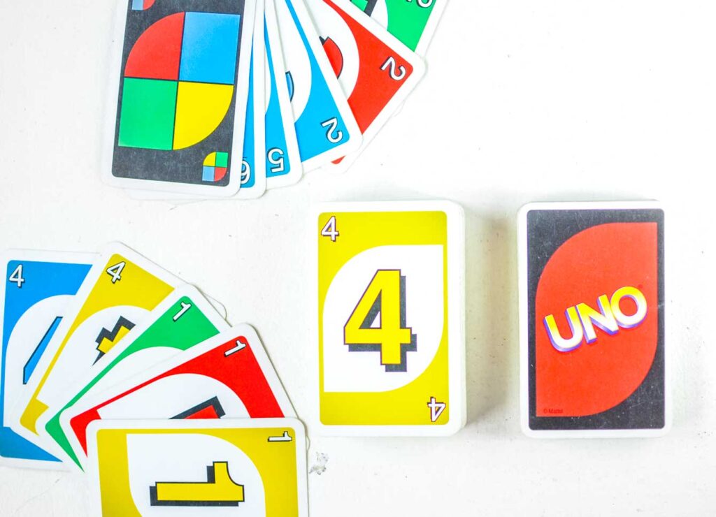 uno-easy-to-pack-travel-game
