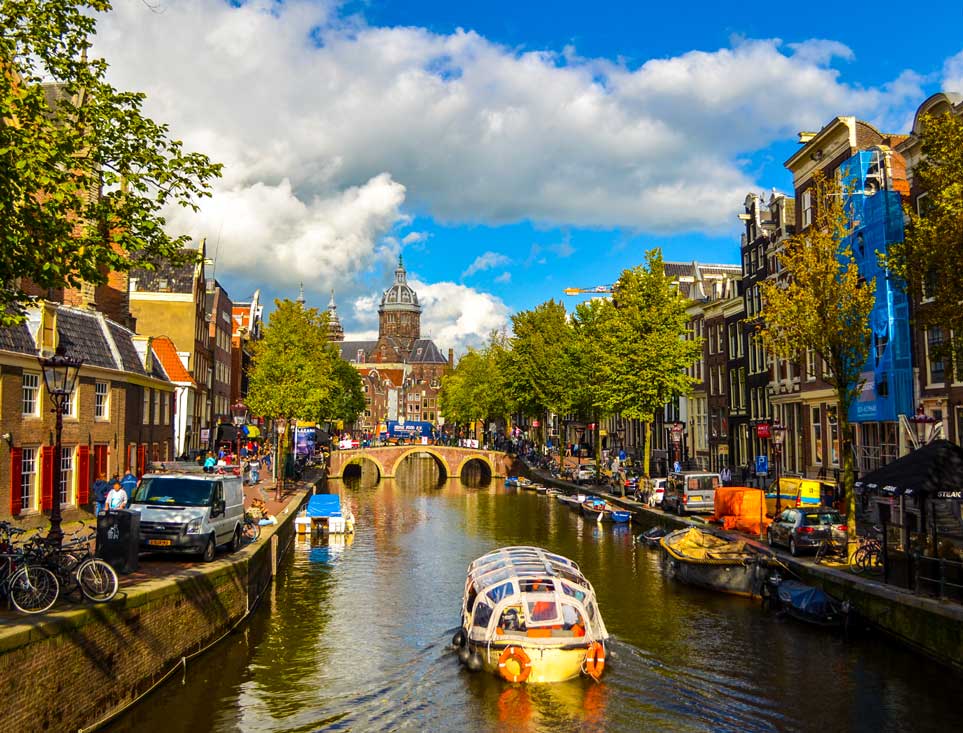 amsterdam-canals-how-to-spend-three-days