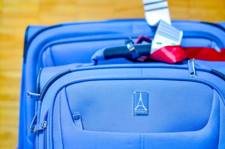 Travelpro Maxlite 5 Review: Why Travelpro Is The Best Suitcase Brand