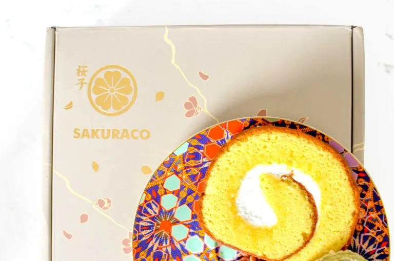 sakuraco-monthly-subscription-box-japanese-cake