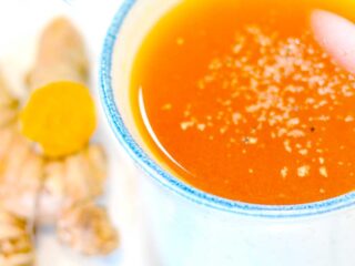 turmeric-tea-benefits-and-risks-featured