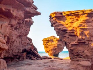 how-to-get-to-teacup-rock-pei-featured