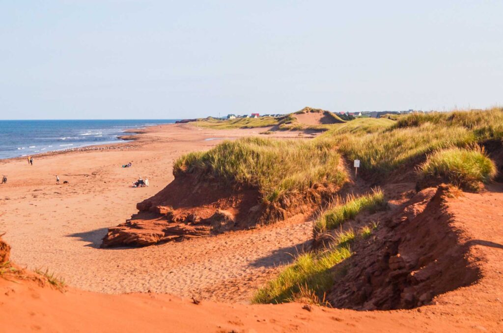 how-to-get-to-teacup-rock-prince-edward-island-the-beach