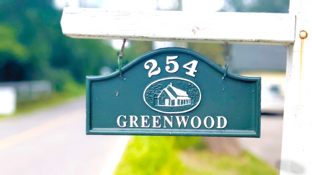 greenwood-house-sign-hudson-quebec
