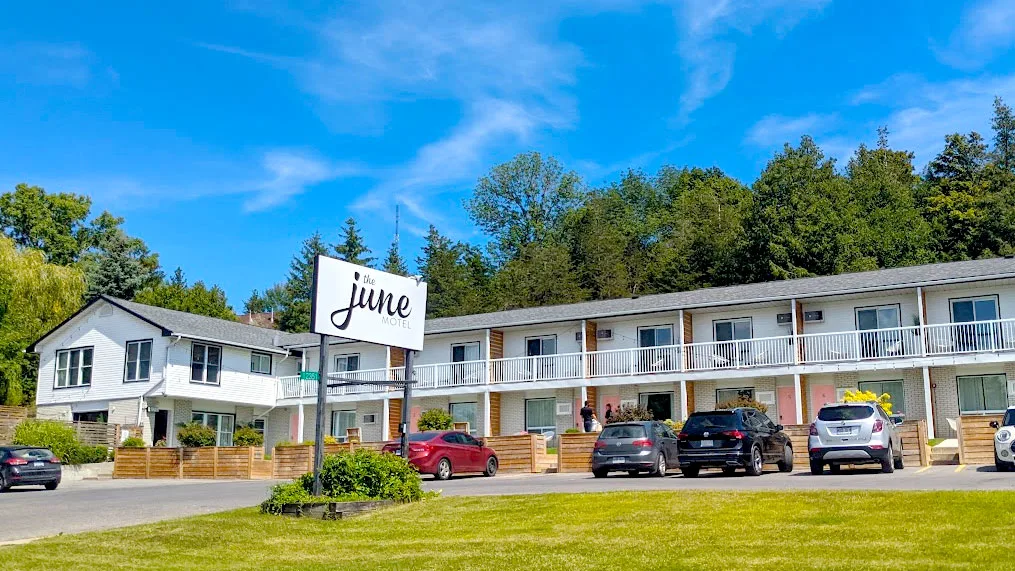 june-motel-hotels-prince-edward-county