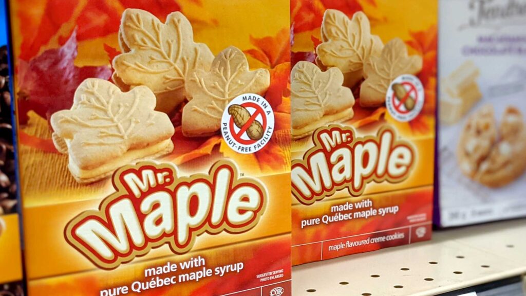 mr.-maple-maple-syrup-cookies-at-the-grocery-store-quebec