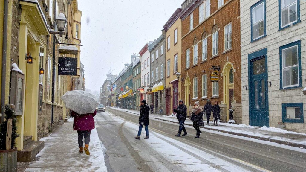 snow-is-like-rain-in-winter-quebec-