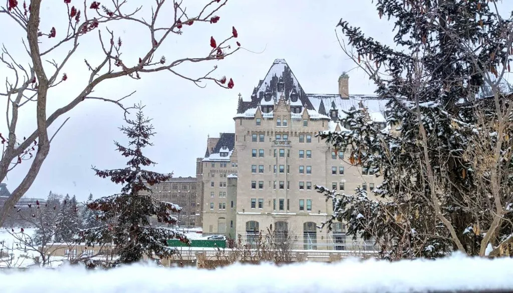 chateau-laurier-in-winter-in-ottawa-where-to-stay