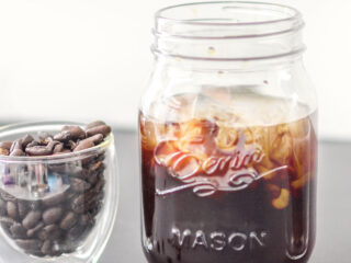 cold-brew-coffee-french-press-featured