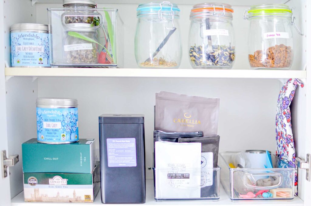 tea-storage-in-cupboard