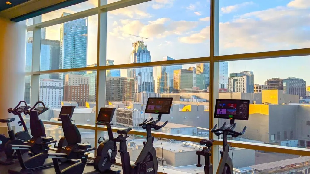 workout-with-a-view-austin-fairmont-gym-view