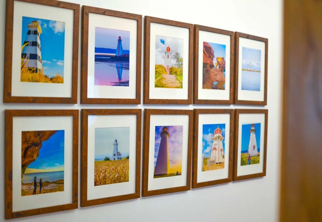 display-travel-photos-on-wall