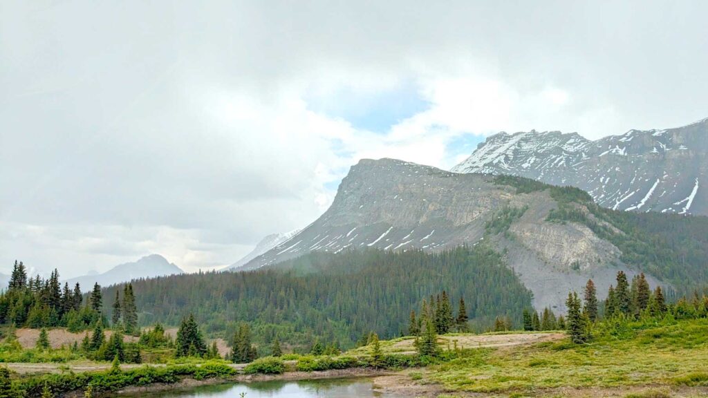 icefields-parkway-drive-jasper-to-lake-louise