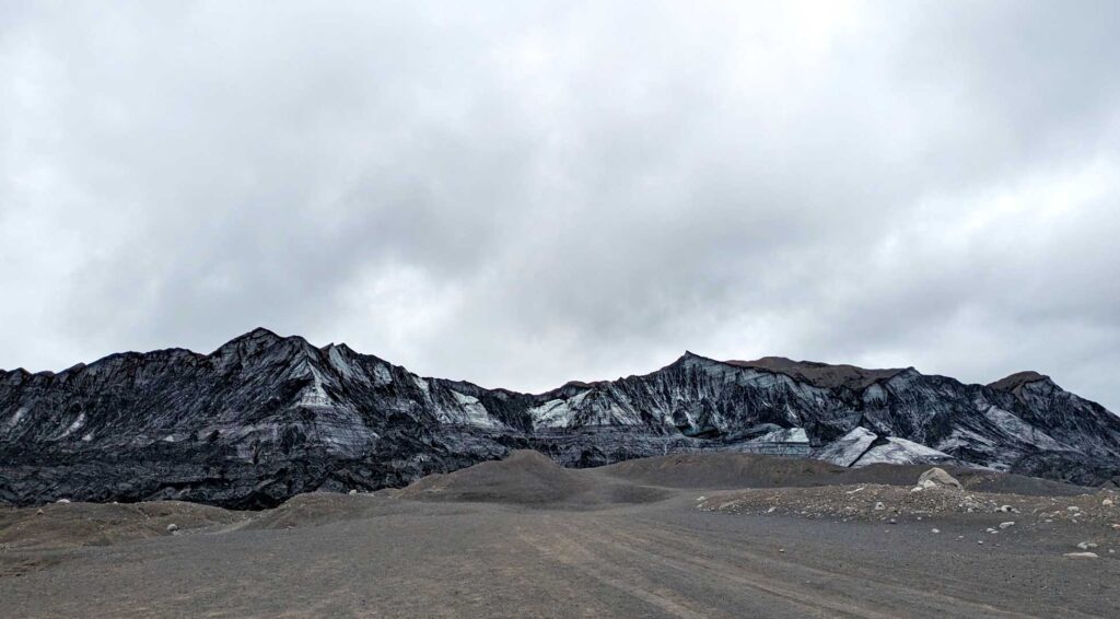 Myrdalsjokull-glacier-on-top-of-katla