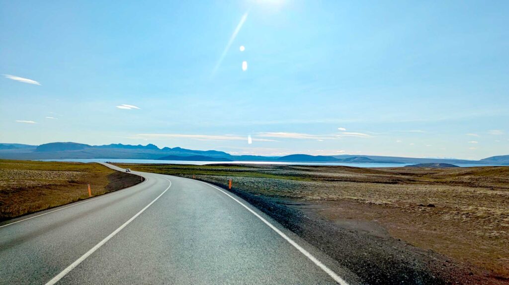 driving-the-golden-circle-route-Iceland
