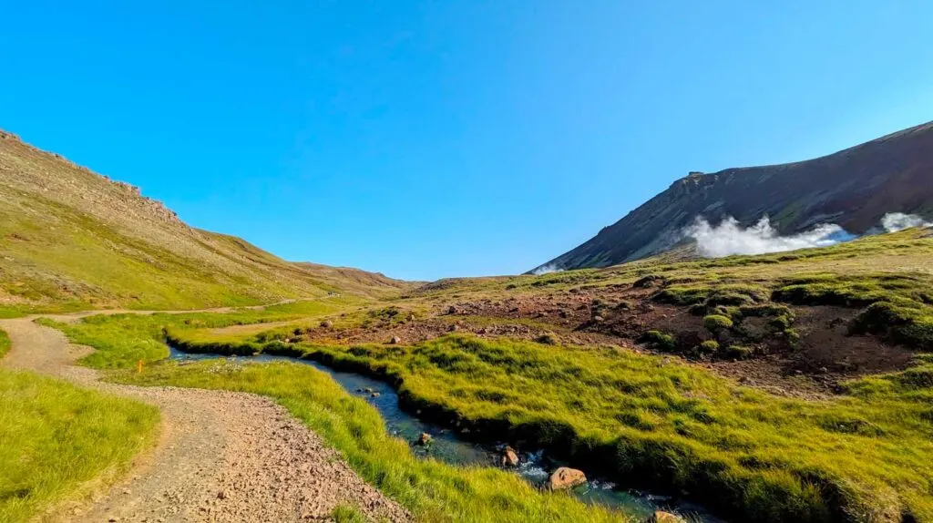 reykjavik-hot-spring-hike-