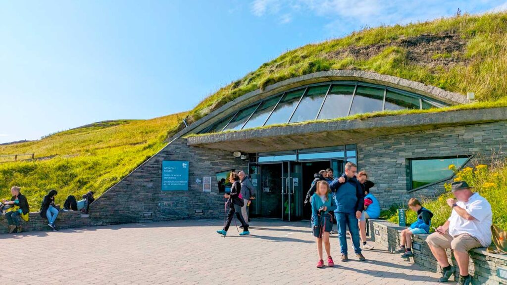 visitors-centre-cliffs-of-moher-experience