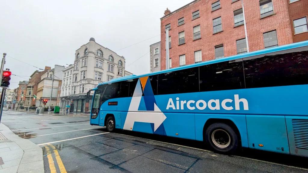 aircoach-Dublin-to-the-airport