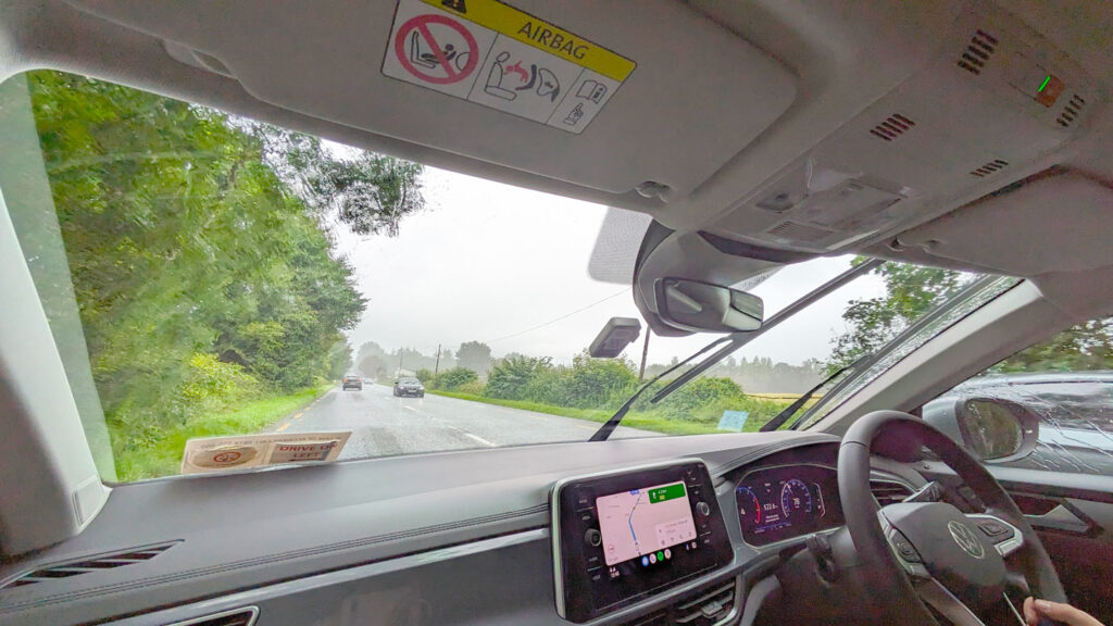 driving-on-the-right-side-of-the-car-in-Ireland
