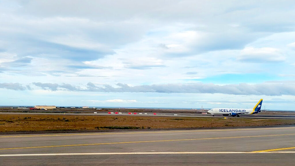 icelandair-arriving-in-Iceland