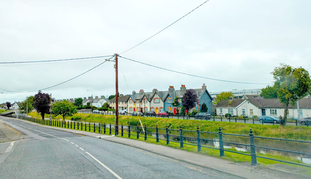 r-road-near-a-town-in-Ireland