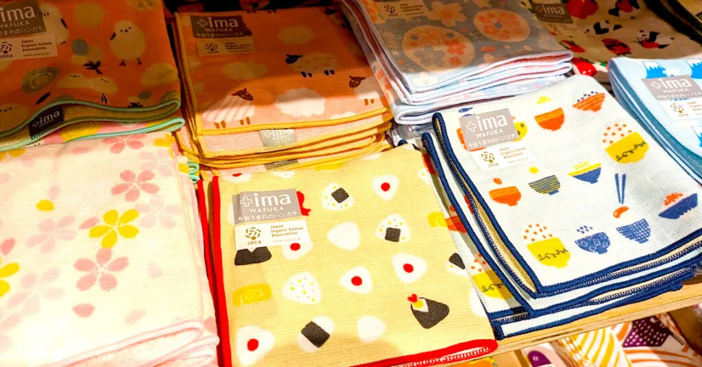 wafuka-japan-hand-towel-as-useful-souvenir