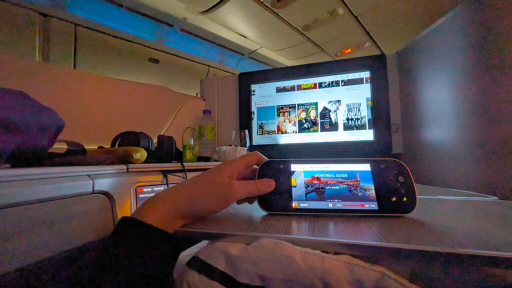 double-screen-with-controller-private-movie-theater-in-business-class
