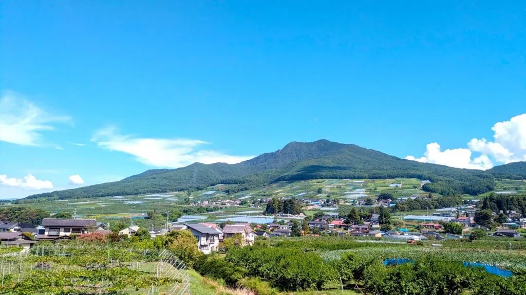 nagano-prefecture-mountain-range-japan