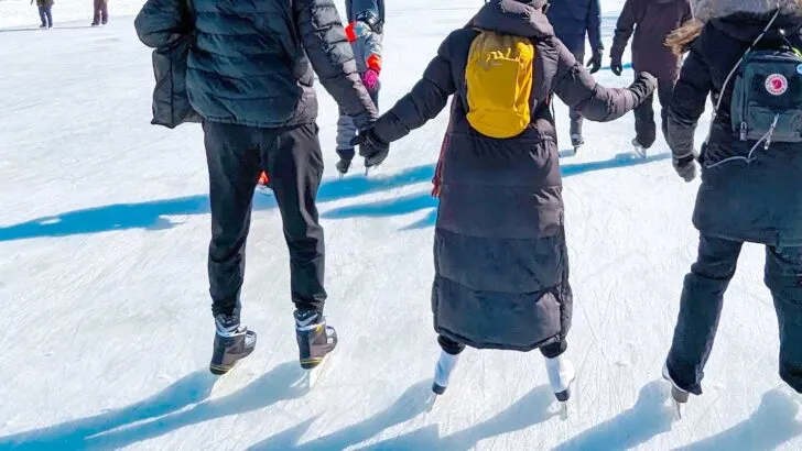 ice-skating-rideau-canal-ottawa-afternoon_tea_reads_featured_image