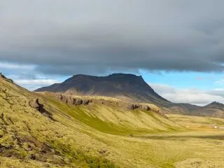 drive-iceland's-ring-road-afternoon_tea_reads_featured_image