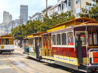 san-francisco-cable-cars-afternoon_tea_reads_featured_image