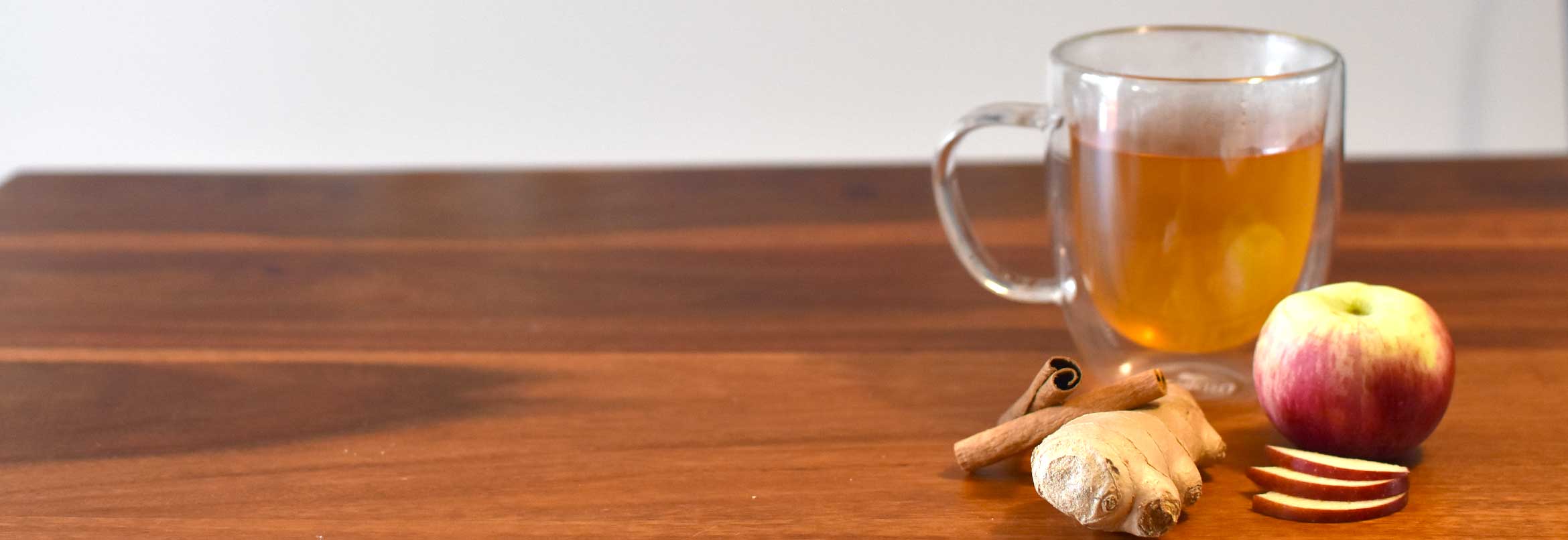 apple-cinnamon-tea-recipe-afternoon_tea_reads_featured_image